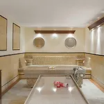 Sonnengut Wellness - Therme -