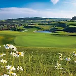 Sonnengut Wellness - Therme -