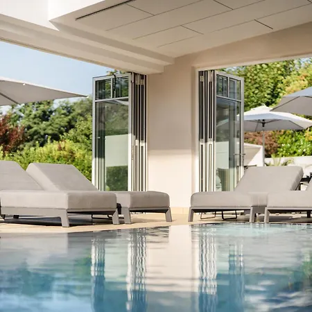 Sonnengut Wellness - Therme -