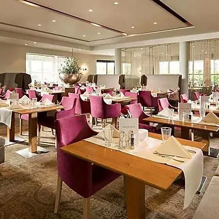 Sonnengut Wellness - Therme -
