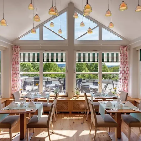 Sonnengut Wellness - Therme - Бад-Бирнбах