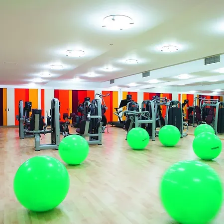 Sonnengut Wellness - Therme -