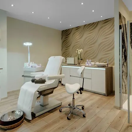 Sonnengut Wellness - Therme - 4* Бад-Бирнбах